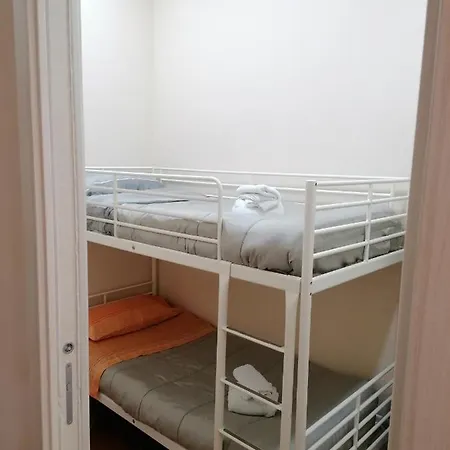 Bed and Breakfast Casa Amelia Νάπολη