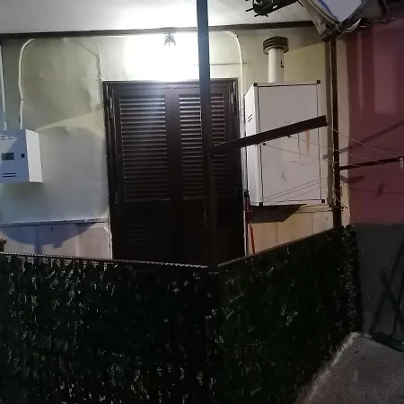 Casa Amelia Oda ve Kahvaltı Napoli